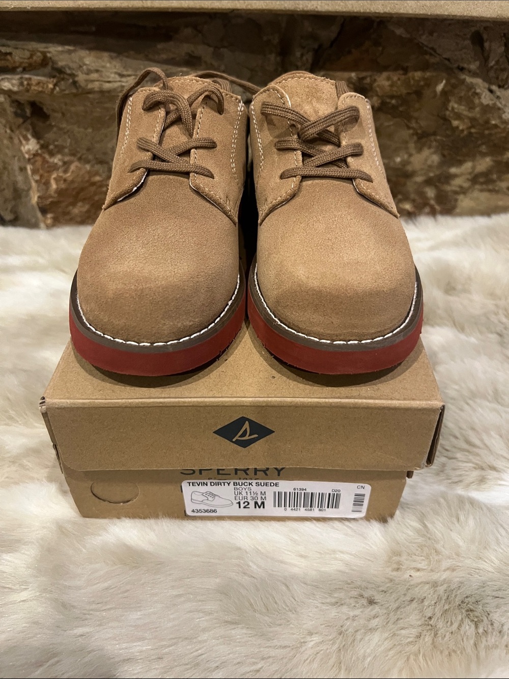 NWT Sperry boys Tan Suede Boat Shoes with Red-Brown Sole